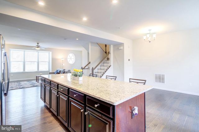 8244 HICKORY HOLLOW DR, Glen Burnie, MD 21060