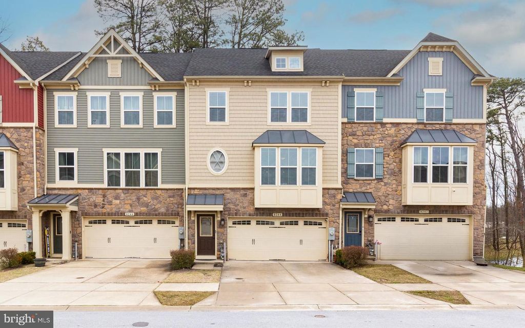 8244 HICKORY HOLLOW DR, Glen Burnie, MD 21060