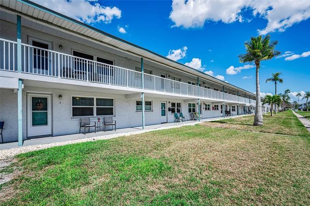 5257 81ST LANE N 2, St Petersburg, FL 33709