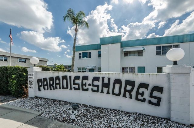 5257 81ST LANE N 2, St Petersburg, FL 33709