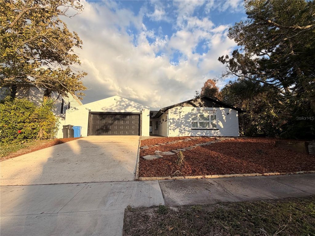 Image 1 of property listing at 7513 RUSTIC DRIVE, Tampa, FL 33634