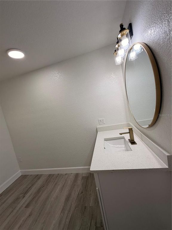 Image 16 of property listing at 7513 RUSTIC DRIVE, Tampa, FL 33634