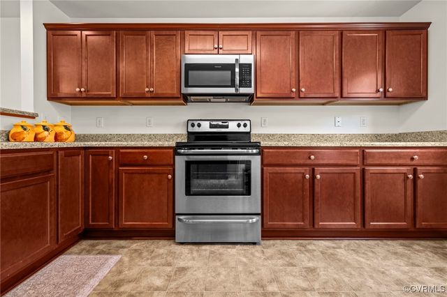 9949 Reymet Ct, North Chesterfield, VA 23237
