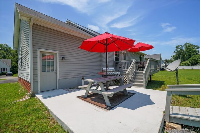 9949 Reymet Ct, North Chesterfield, VA 23237