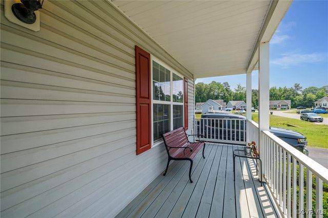 9949 Reymet Ct, North Chesterfield, VA 23237