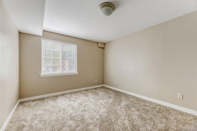 2405 S Worchester Court B, Aurora, CO 80014