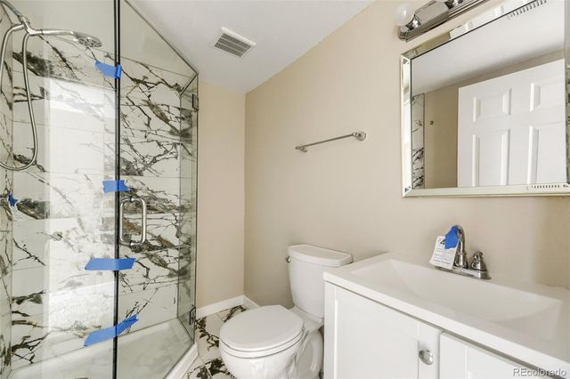 2405 S Worchester Court B, Aurora, CO 80014