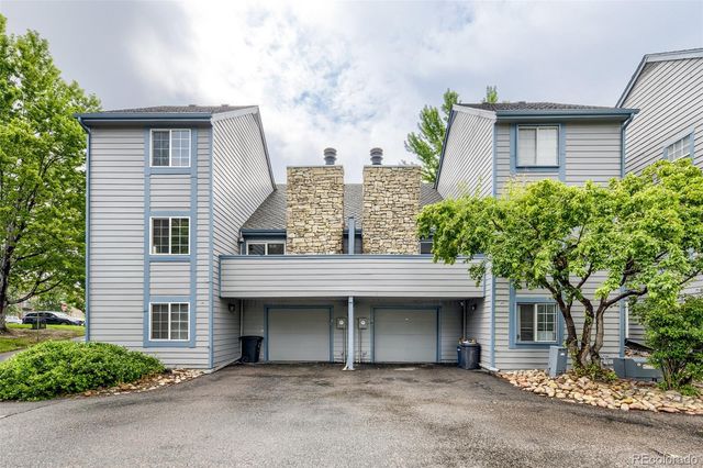 2405 S Worchester Court B, Aurora, CO 80014
