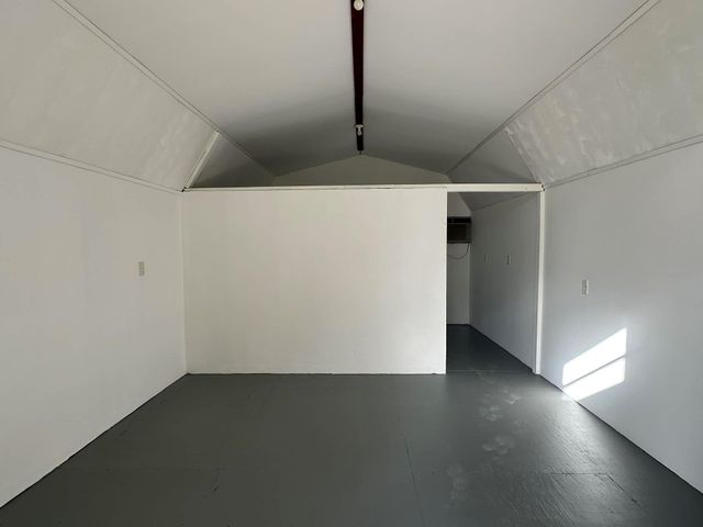 614 Fm 1406 Road, Winnie, TX 77665