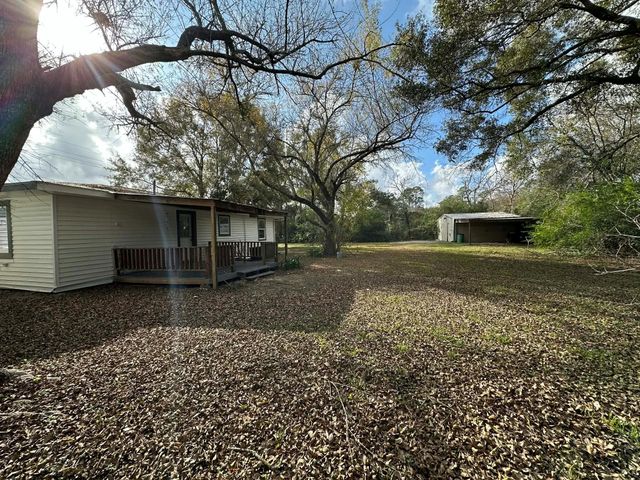 614 Fm 1406 Road, Winnie, TX 77665