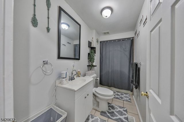 300 Chambers St, Phillipsburg Town, NJ 08865
