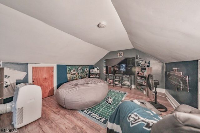 300 Chambers St, Phillipsburg Town, NJ 08865
