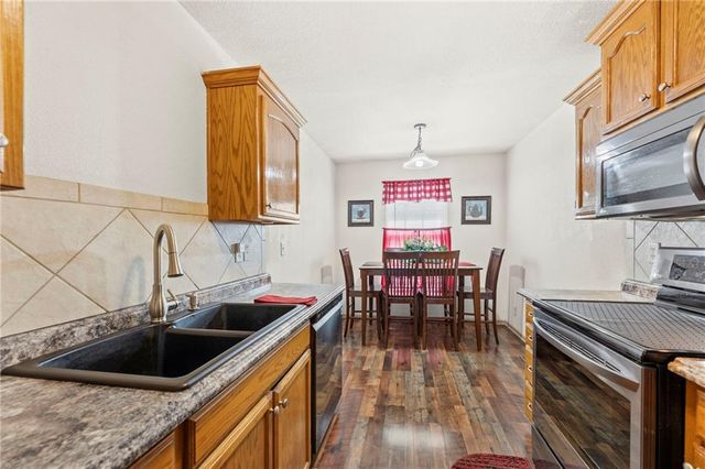 1308 Ashley Drive, Grain Valley, MO 64029