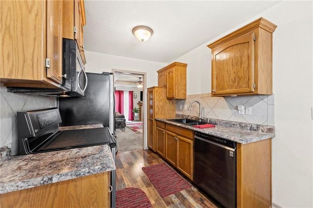 1308 Ashley Drive, Grain Valley, MO 64029