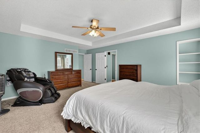 1608 NE 81st Street, Kansas City, MO 64118