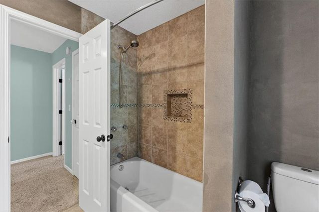 1608 NE 81st Street, Kansas City, MO 64118