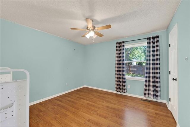1608 NE 81st Street, Kansas City, MO 64118