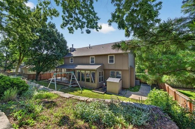 1608 NE 81st Street, Kansas City, MO 64118