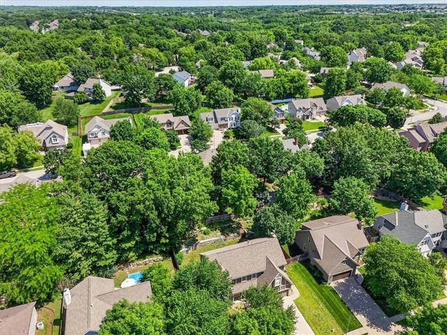 1608 NE 81st Street, Kansas City, MO 64118