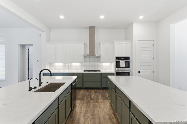 539 Caliban, Cibolo, TX 78108