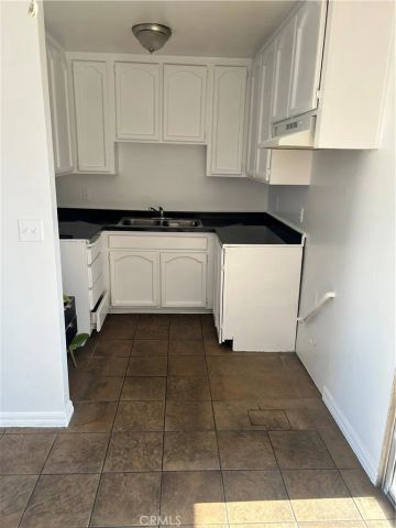 7303 Exeter 212, Paramount, CA 90723