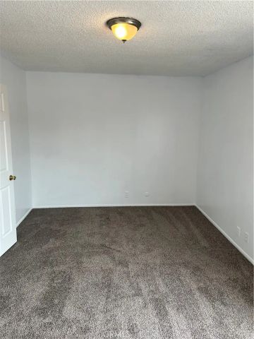 7303 Exeter 212, Paramount, CA 90723