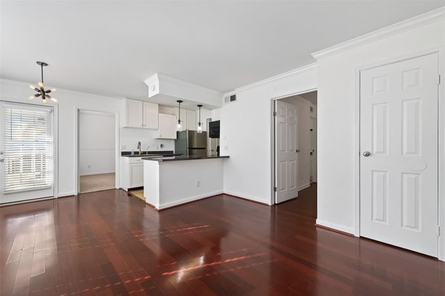 12660 Ashford Point Drive 606, Houston, TX 77082