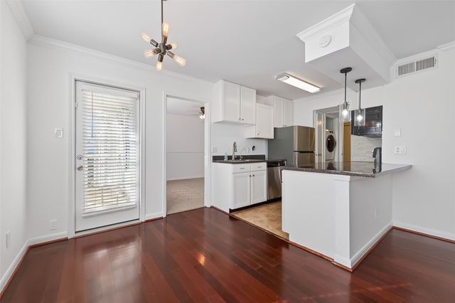 12660 Ashford Point Drive 606, Houston, TX 77082