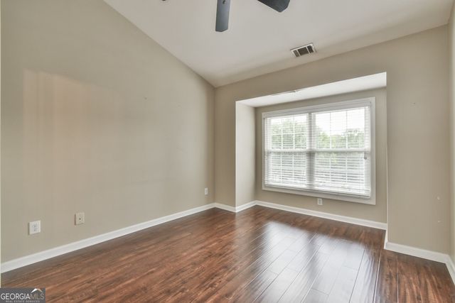2184 Mill Garden Run, Buford, GA 30519