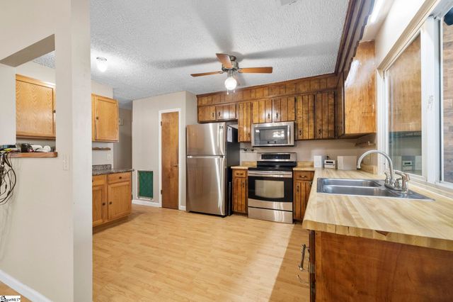 219 Baldwin Circle, Mauldin, SC 29662