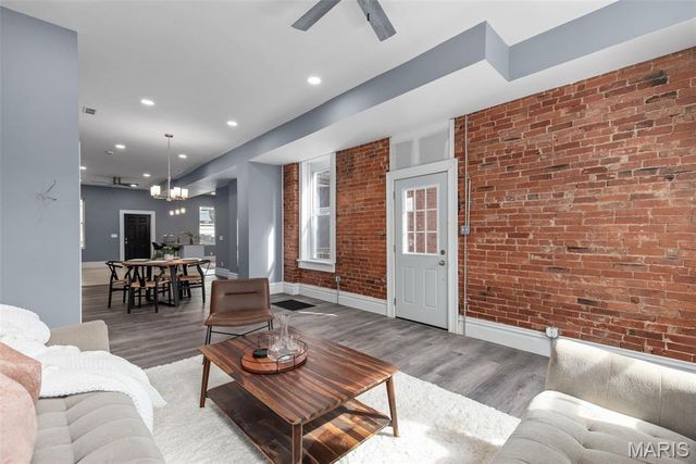 3244 Michigan Avenue, St Louis, MO 63118