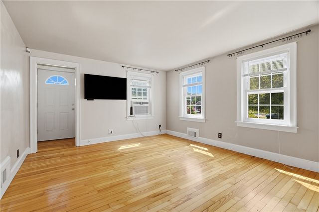 74 Macarthur Road, Woonsocket, RI 02895