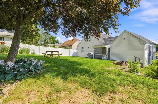 74 Macarthur Road, Woonsocket, RI 02895