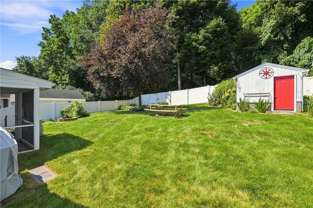 74 Macarthur Road, Woonsocket, RI 02895