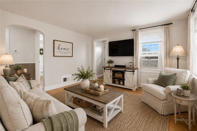 74 Macarthur Road, Woonsocket, RI 02895