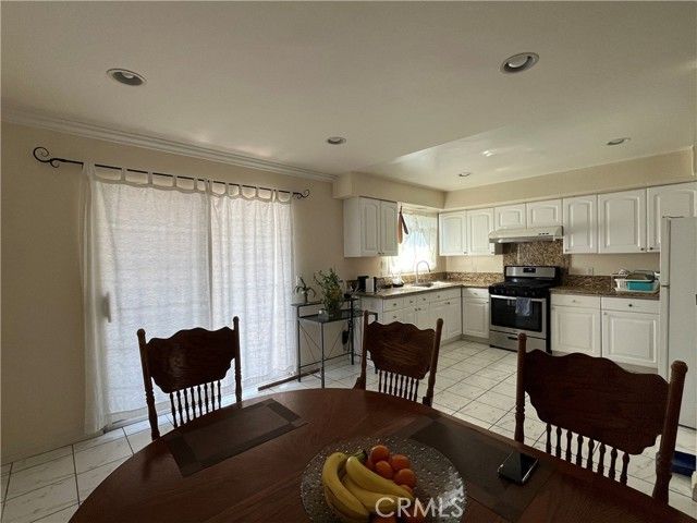 3520 S Gauntlet, West Covina, CA 91792