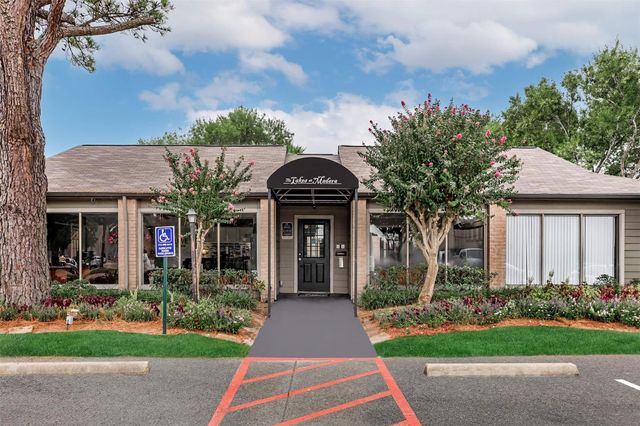 305 W Baker Road 1108, Baytown, TX 77521