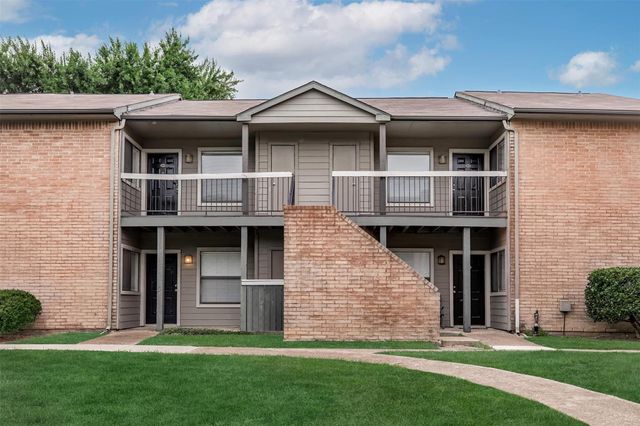 305 W Baker Road 1108, Baytown, TX 77521