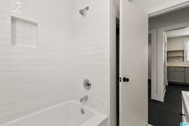 1101 7TH AVENUE W, Birmingham, AL 35204