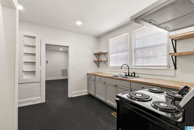 1101 7TH AVENUE W, Birmingham, AL 35204