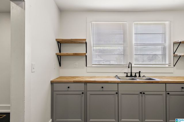 1101 7TH AVENUE W, Birmingham, AL 35204