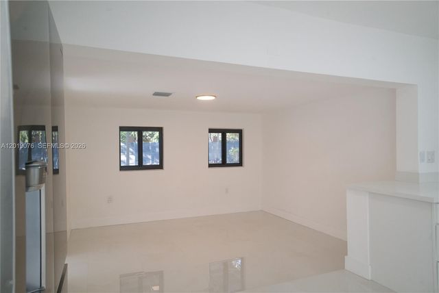 315 NW 127th St 0, North Miami, FL 33168