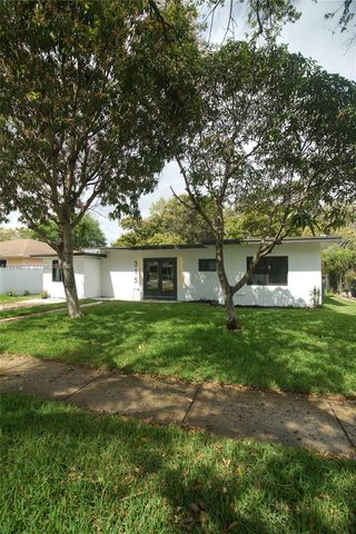 315 NW 127th St 0, North Miami, FL 33168