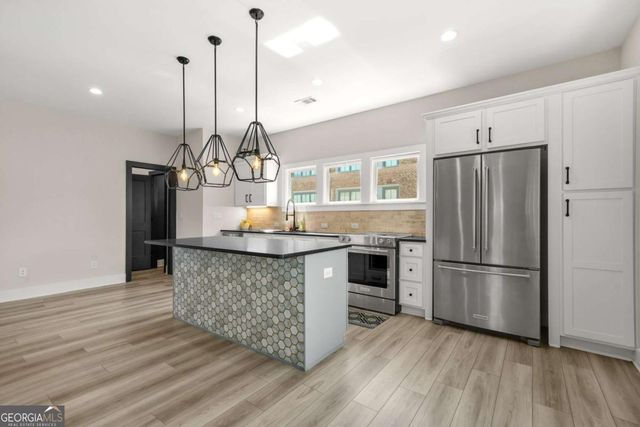 609 King Arnold Street, Atlanta, GA 30354