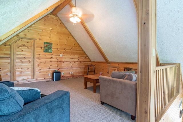 1275 N Sewell Road, Bloomington, IN 47408