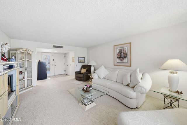 9819 W LINDGREN Avenue, Sun City, AZ 85373