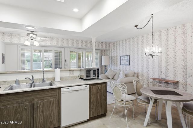 9819 W LINDGREN Avenue, Sun City, AZ 85373
