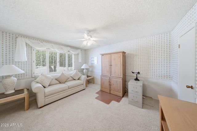 9819 W LINDGREN Avenue, Sun City, AZ 85373