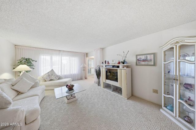 9819 W LINDGREN Avenue, Sun City, AZ 85373