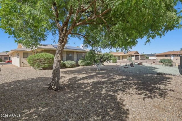 9819 W LINDGREN Avenue, Sun City, AZ 85373